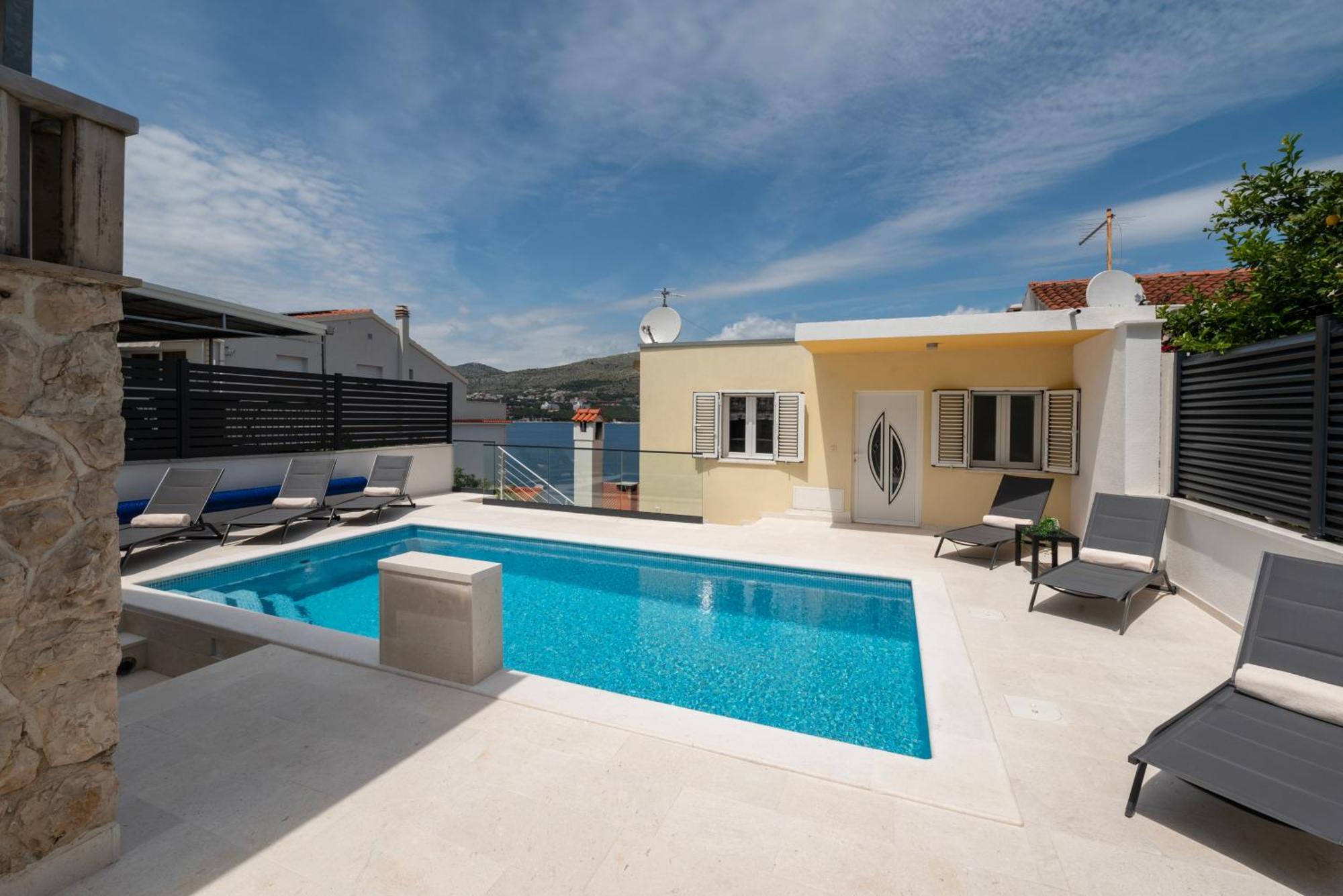 Donji Okrug  Lavanda Residence With Heated Pool Trogir Split מראה חיצוני תמונה
