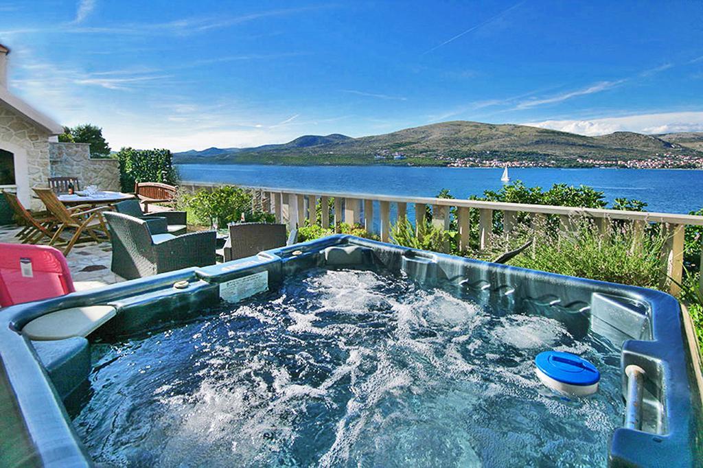 Donji Okrug  Lavanda Residence With Heated Pool Trogir Split חדר תמונה